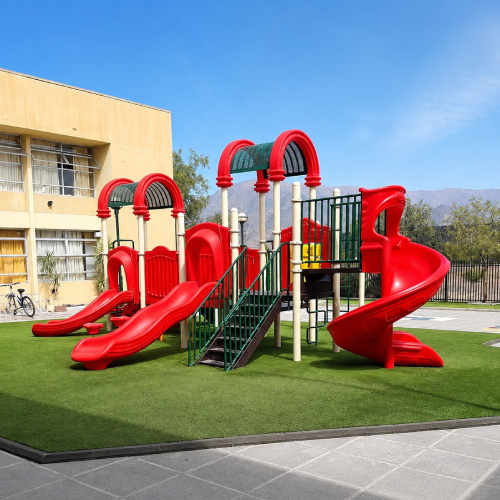 Juego Modular Plaza 06 - Instalación Real - Play And Toys