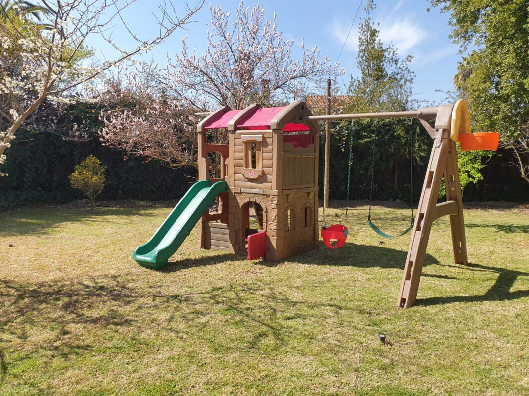 Play And Toys - Juegos de Plaza y Patio